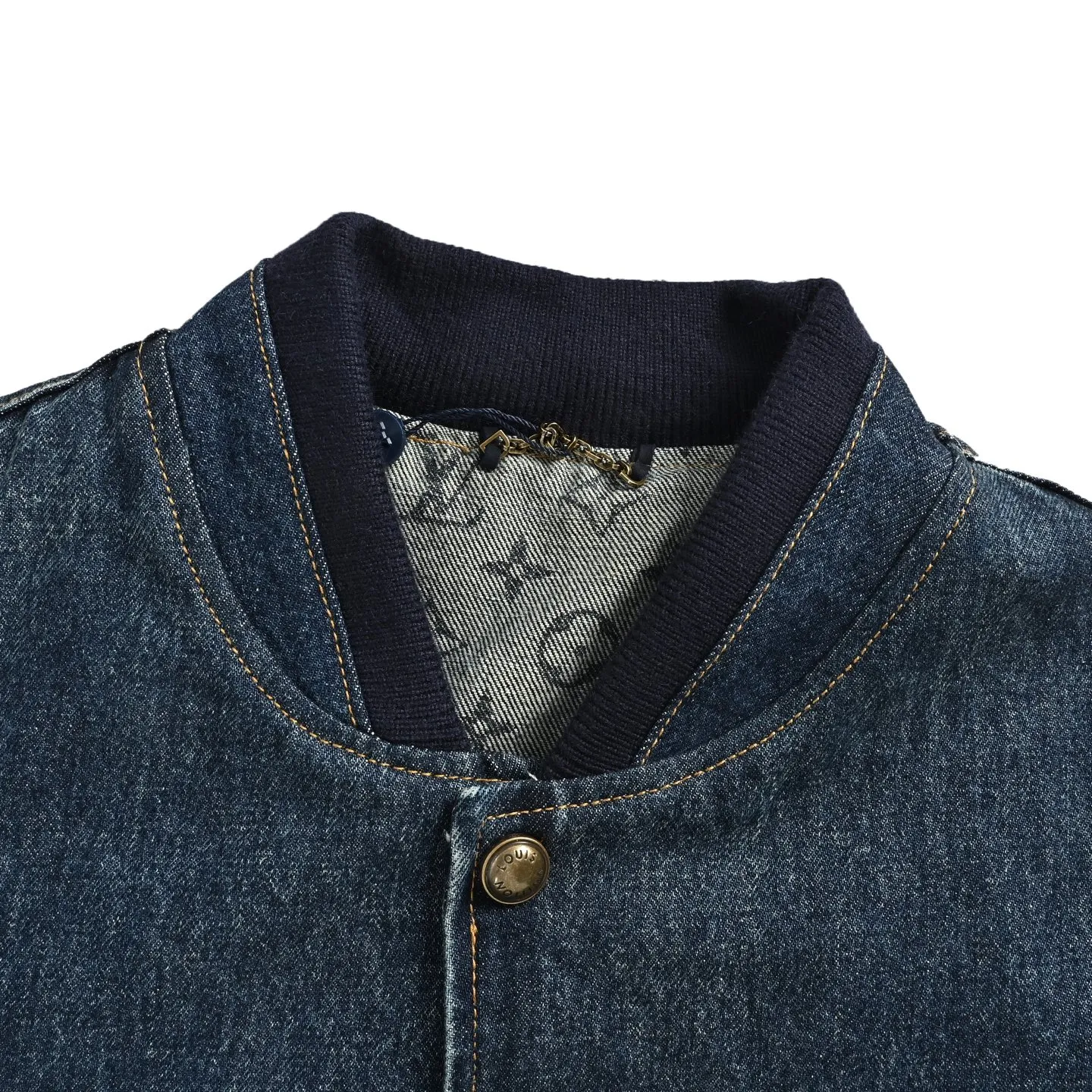 Louis Vuitton/